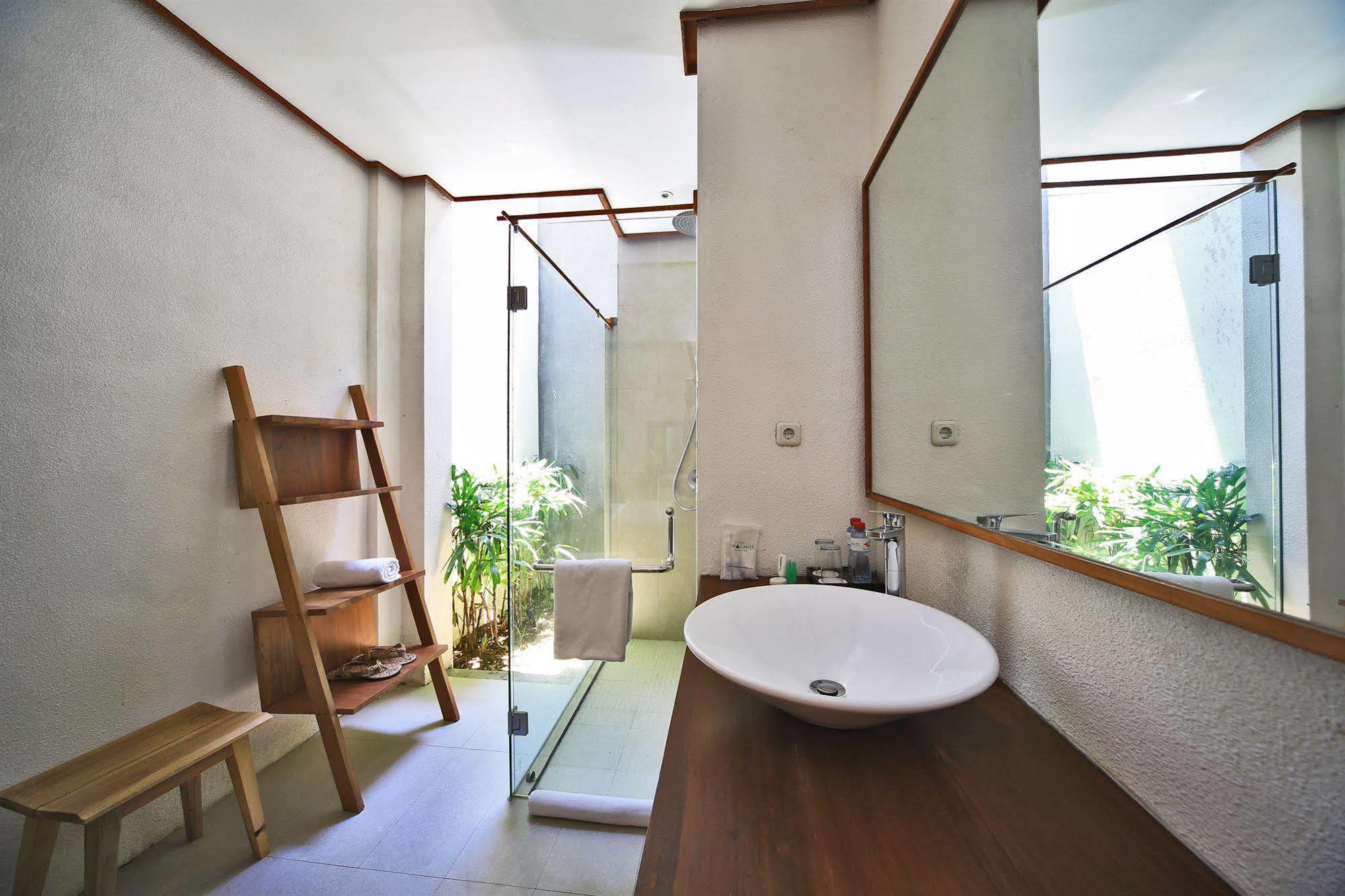 Adma Umalas Seminyak  Exterior photo