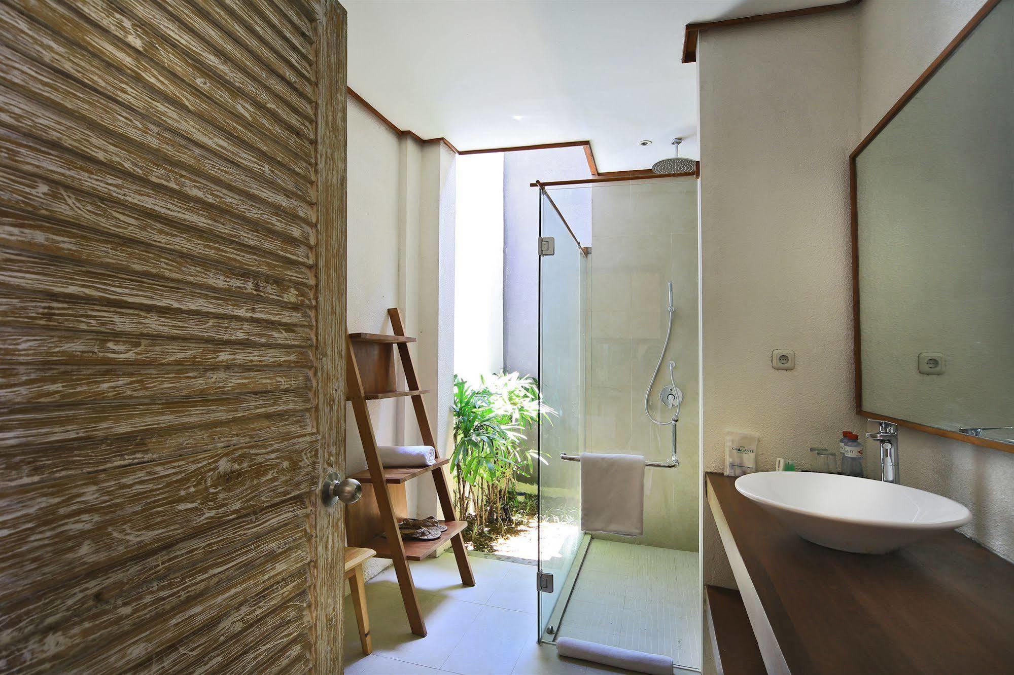Adma Umalas Seminyak  Exterior photo